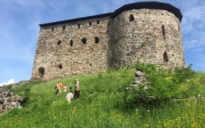 Führung zum Thema „Essbare Pflanzen“ auf der Burg Raseborg