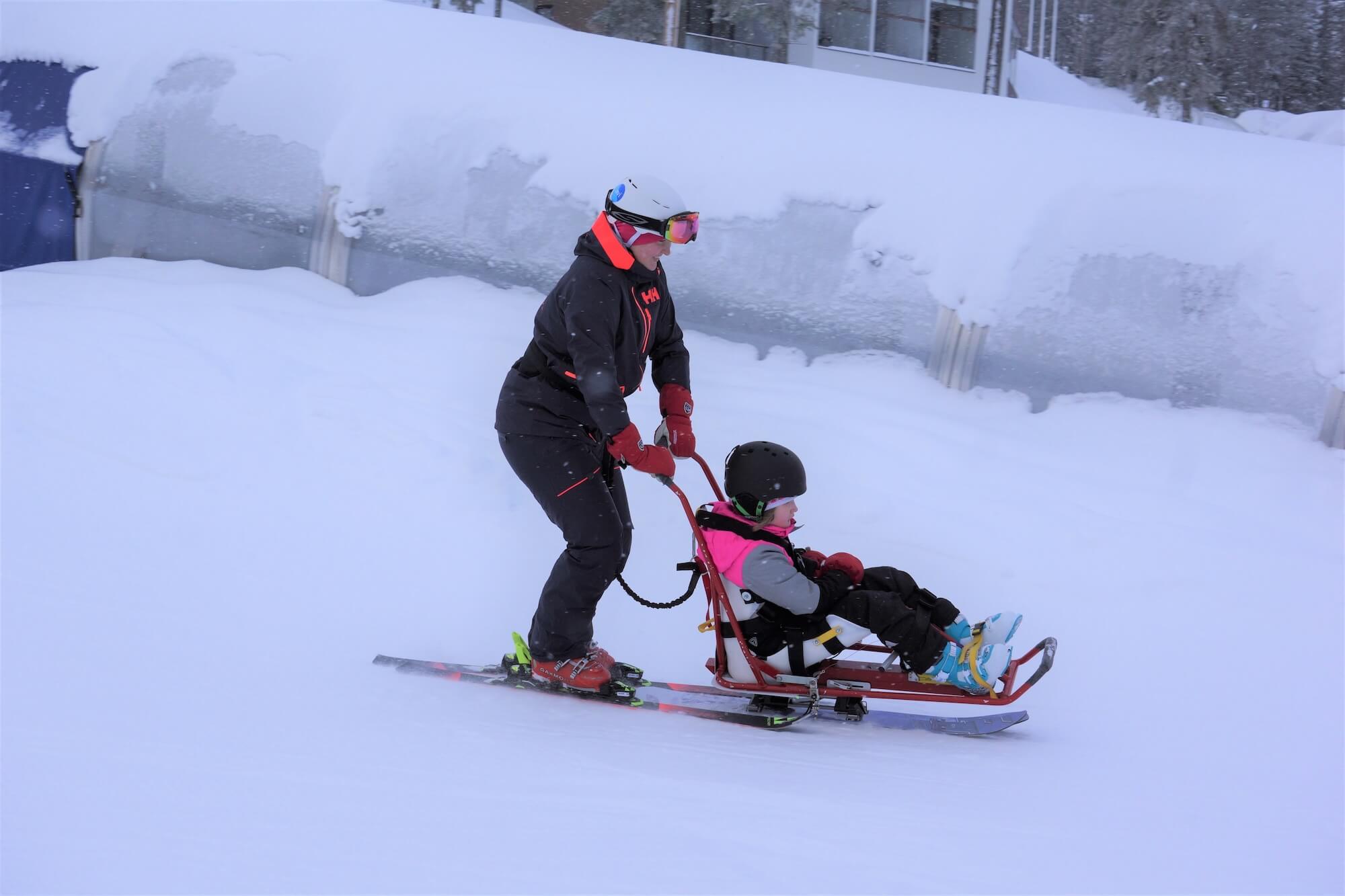 Barrierefreier Wintersport Schlitten